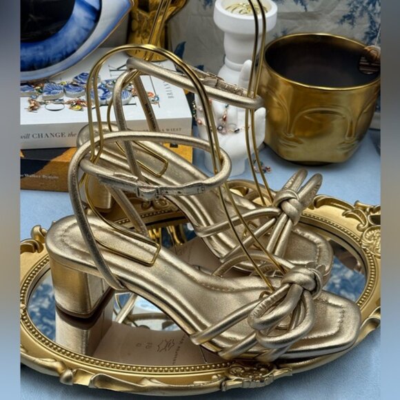 🆕 LOEFFLER RANDALL 🧿 NWOB Mikel Leather Bow Heel Sandal, Gold Leather - Sz 6.5 - Picture 8 of 16